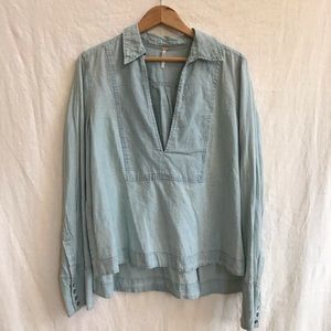 Free People v neck chambray top Large